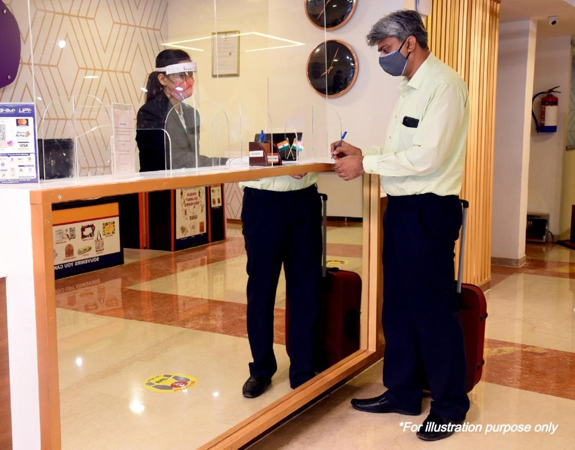 Oyo 11752 Hotel Sun Palace Residency Indirapuram Exterior photo